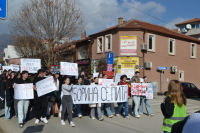 Gimnazijalci u protestu