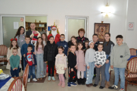 Podela paketića Specijalne bolnice