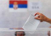 U Srbiji otvorena biračka mesta