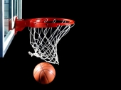 FIBA: Trojka na 7,24m, kraći napadi