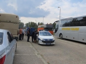 INCIDENT U VRANJU: Sukob policije i migranata, povređen vozač 