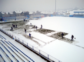 Sve za KLUB: Surduličani čistili SNEG na stadionu