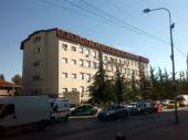 Trudnica koja je, bežeći od muža, skočila s drugog sprata nije životno ugrožena