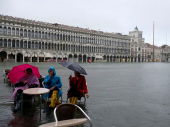 Venecija pogođena najgorim poplavama u 53 godine, poginula jedna osoba