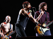 Frušante se vraća u Red Hot Chili Peppers