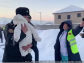Iz olupina aviona koji se srušio pri poletanju IZVUČENA BEBA (VIDEO)