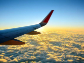 Otpustili stjuardese, putnike će u avionima služiti piloti