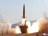 Severna Koreja ispalila dve rakete sa voza