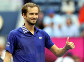 Medvedev nastavio vladavinu svetskim tenisom, Novak mu diše za vratom