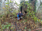 Jedinstvenu crkvu u Srbiji prekrilo trnje i lijane: Oluja srušila stablo, a na jednu od najmanjih svetinju u zemlji svi zaboravili (FOTO)