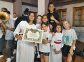  Trumpet girls sa juga oduševile u Guči: Devojčice zasvirale trubu na Saboru 