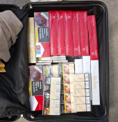 Carina zaplenila 40 boksova cigareta  na Preševu