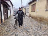 Sneg intenzivno pada i u Vranju  (FOTO)