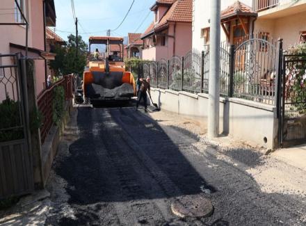 Asfaltirane Vrtlarska, Stevana Mokranjca i deo ulice Đure Salaja